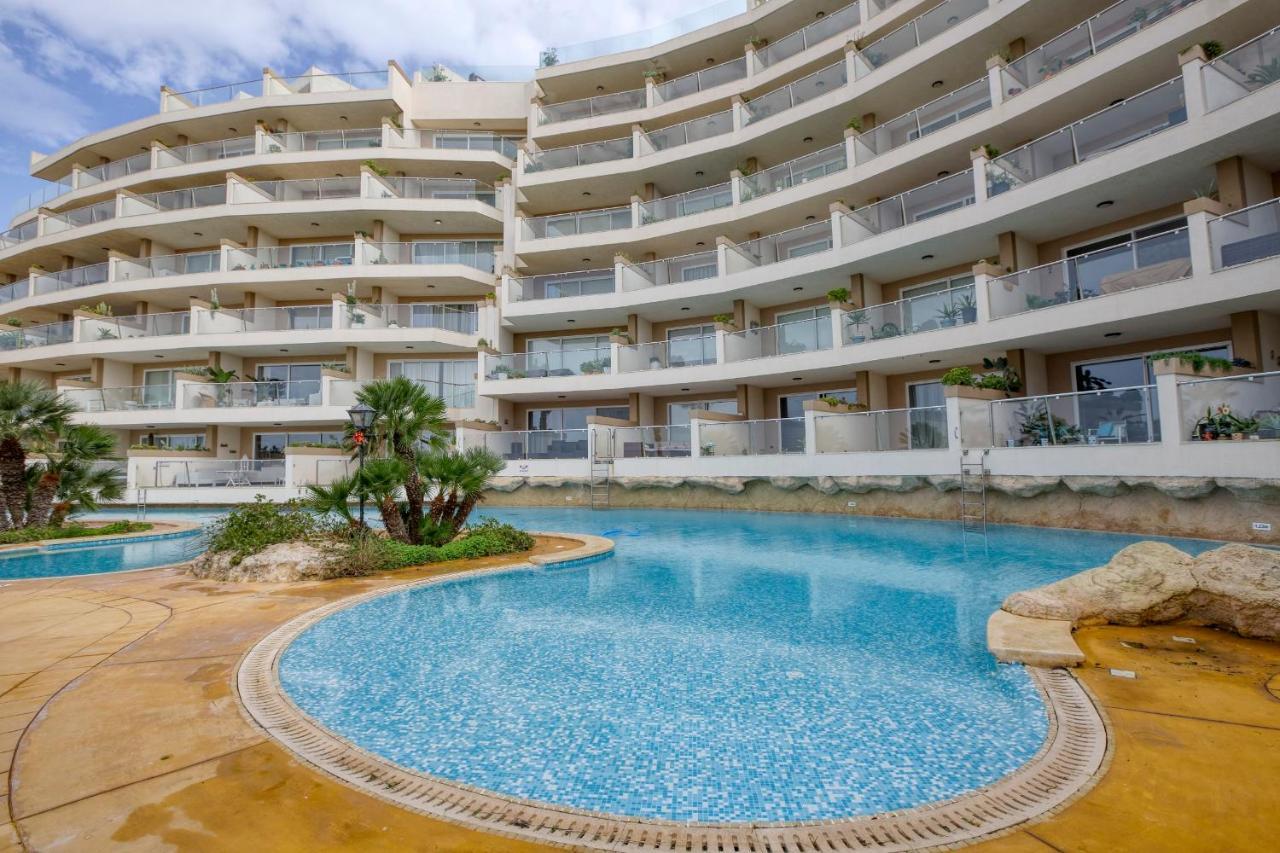 Apartment With Pool-Hosted By Sweetstay Zebbug  Exteriér fotografie