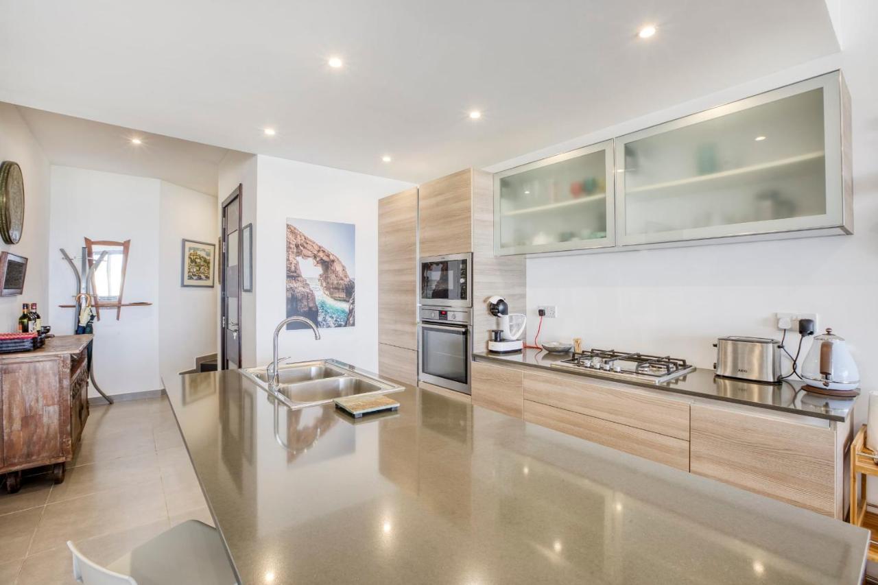 Apartment With Pool-Hosted By Sweetstay Zebbug  Exteriér fotografie